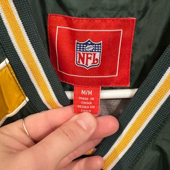 NFL Green Bay Packers Green & Gold Pullover Windbreaker Jacket | Size Medium - Picture 2 of 5